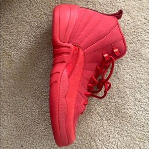 Gym red 12’s